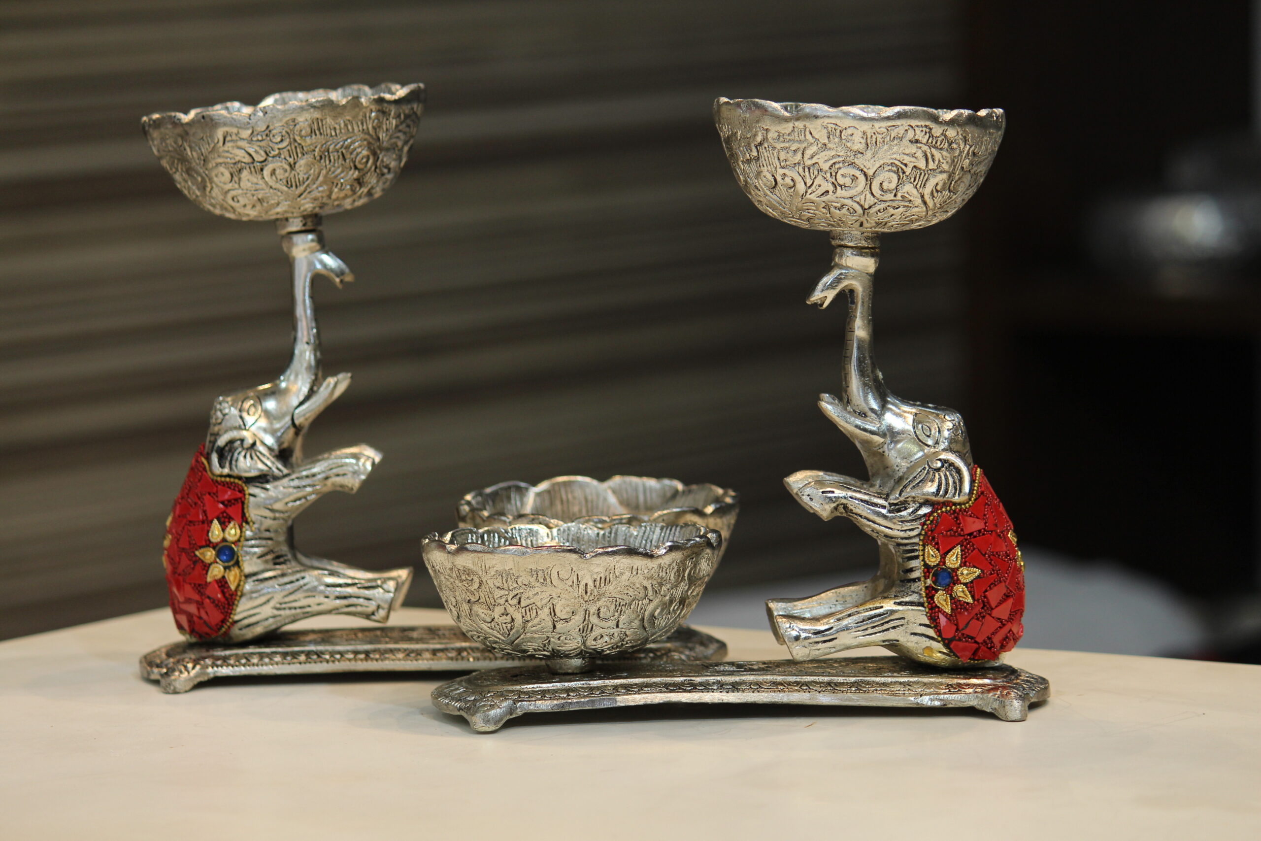 HAND MADE ELEPHANT PAIR FOR DRYFRUIT